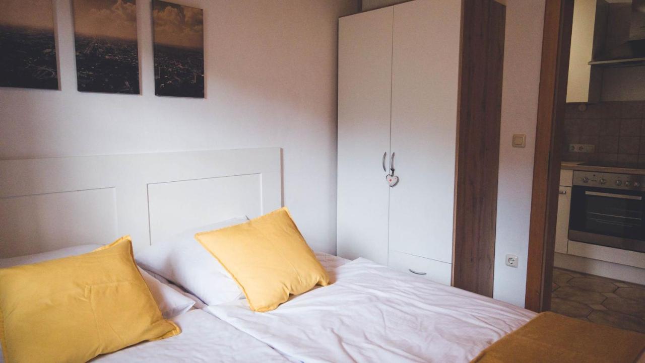 Ferienwohnung Wanderlust Хауценберг Экстерьер фото
